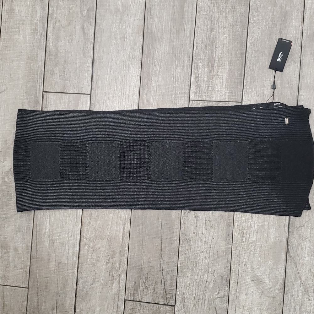 HUGO BOSS Scarf